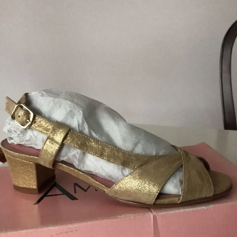 Amiana Formal Dress Golden Sandals size 4